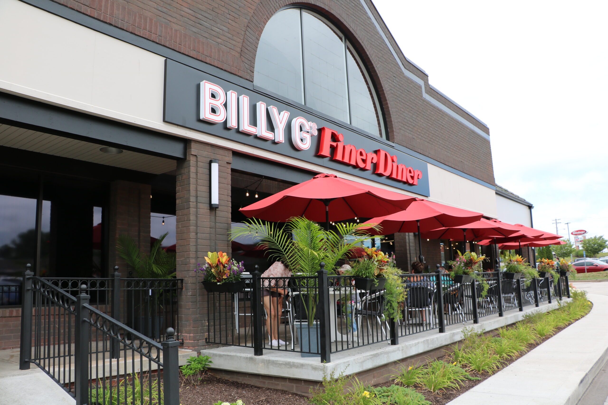 Billy G's Finer Diner exterior patio